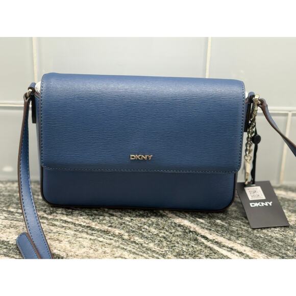 Dkny Sutton Leather Bryant Flap Crossbody - Picture 1 of 7